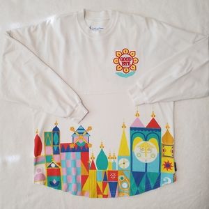 It's a Small World Disney World Spirit Jersey Size Small